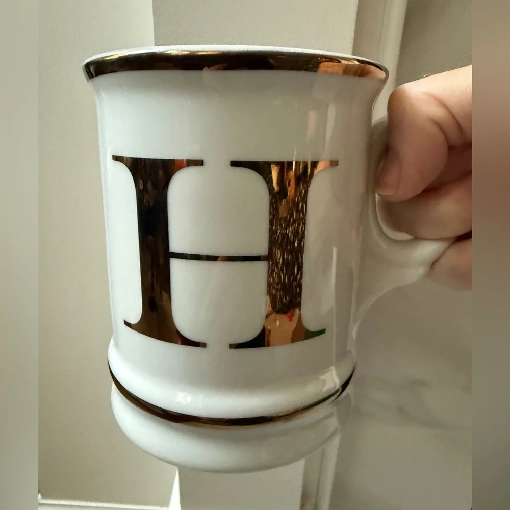 Williams Sonoma Monogram Initial Shaving Style Retro Small Mug Cup Letter H Gold